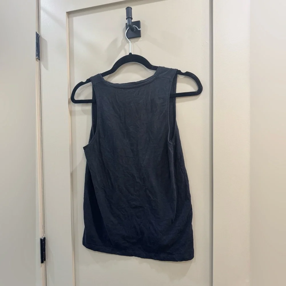 Madewell Whisper Olive V-Neck Pocket Tank - XS - Picture 5 of 6